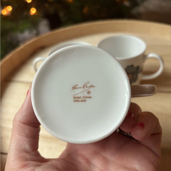 3 SUSIE COOPER Garland DEMITASSE COFFEE CUPS ESPRESSO ENGLAND FINE BONE China - Picture 5 of 10